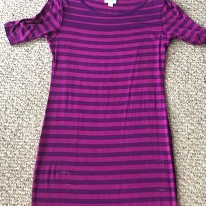 Great casual dress! Very comfortable!